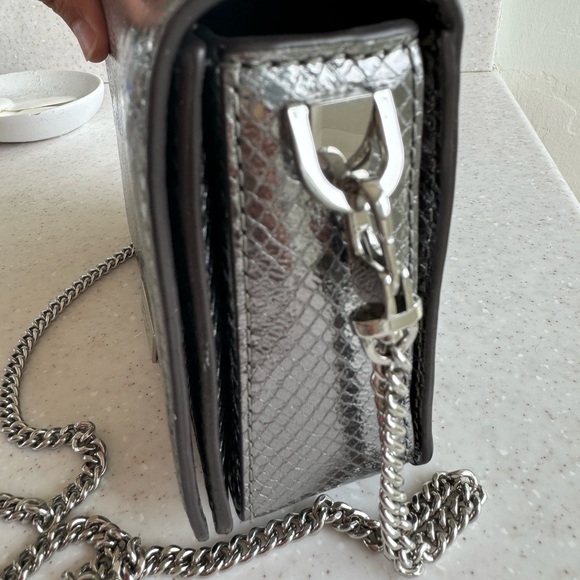 Michael Kors Silver Croc Crossbody bag - Picture 6 of 8